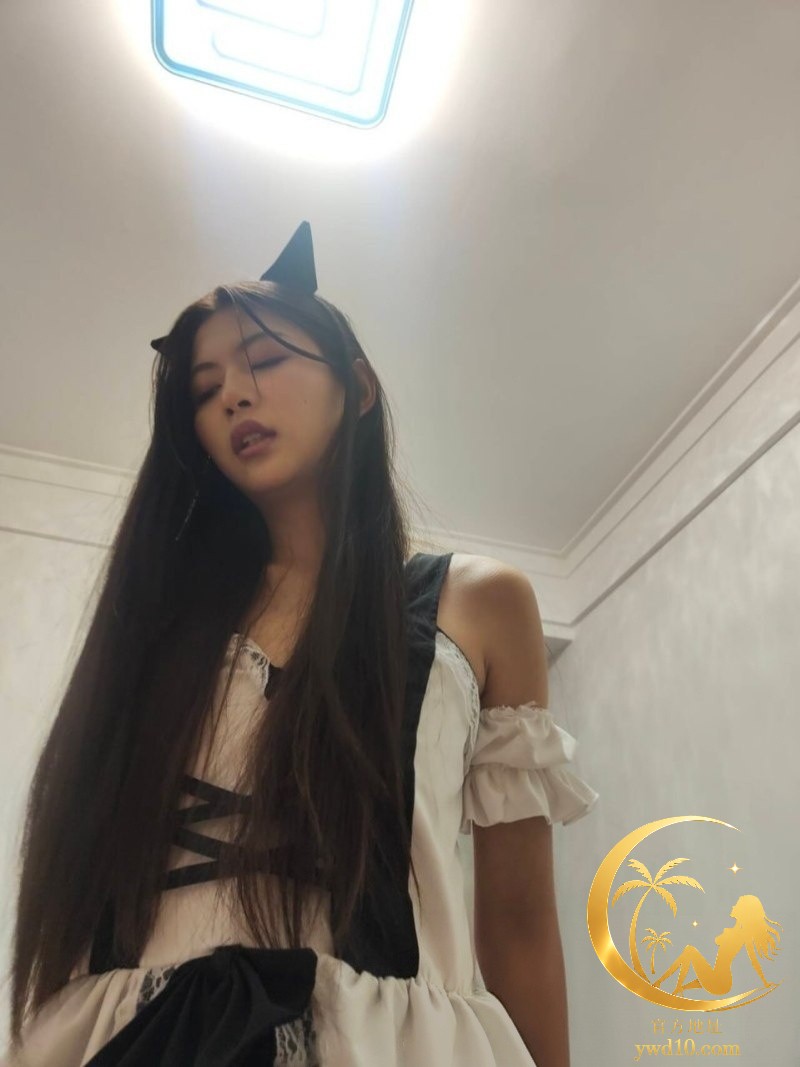 大理黑丝御姐2.jpg
